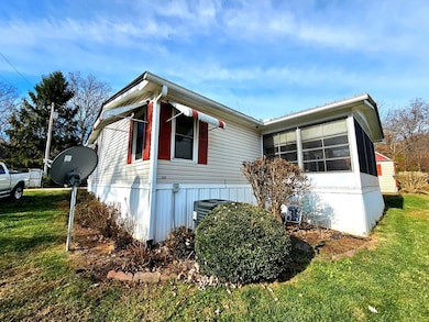 58 Swallow Ln, Franklin, NC 28734 - photo 7