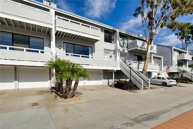 8 Ima Loa Ct, Newport Beach, CA 92663 - photo 3
