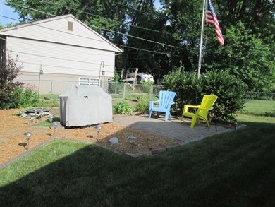 1404 Gleneagles Dr, Kokomo, IN 46902 - photo 3