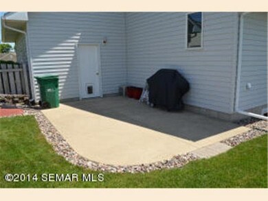 1300 26th St SW, Austin, MN 55912 - photo 5