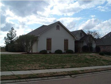 123 Hartfield Dr, Madison, MS 39110 - photo 2