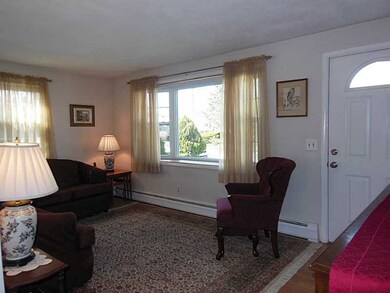 62 Clark Ave, Cranston, RI 02920 - photo 3