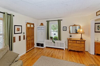 50 Glenwood St, Albany, NY 12208 - photo 6