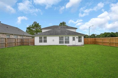 3126 Centennial Village Dr, Pearland, TX 77584 - photo 3