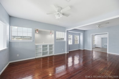 515 W 8th Ave, Bristow, OK 74010 - photo 6