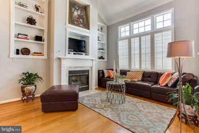 7021 Haycock Rd unit 805, Falls Church, VA 22043 - photo 4