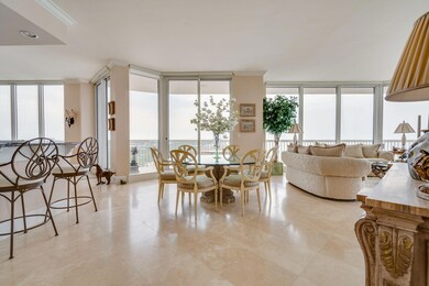 Dining area & Liviing