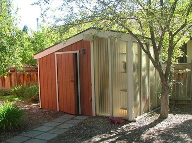 1113 SE Palmwood Ct, Bend, OR 97702 - photo 6