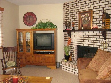 Nice fireplace with a gas log