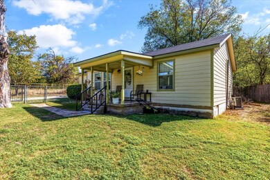 711 W Park Ave, Weatherford, TX 76086 - photo 5