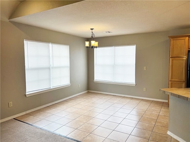 2827 N Cassius Ln, Fayetteville, AR 72704 - photo 2