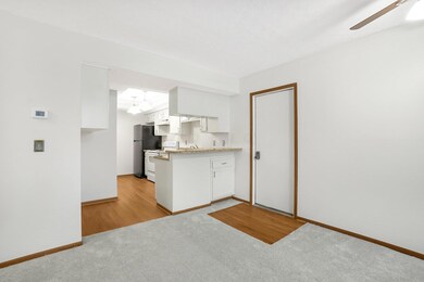 7-web-or-mls-2423-hooverside-ln