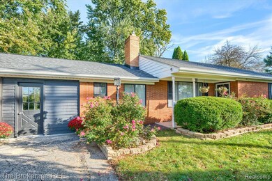 9223 Lapeer Rd, Davison, MI 48423 - photo 5