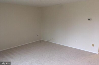 20328 Greenriver Terrace, Germantown, MD 20876 - photo 4