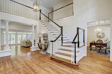 321 Knipp Rd, Houston, TX 77024 - photo 5