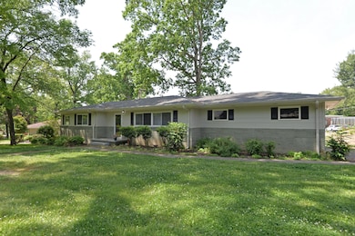 2531 Avalon Cir, Chattanooga, TN 37415 - photo 6