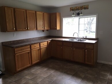 2315 S Mock Ave, Muncie, IN 47302 - photo 2