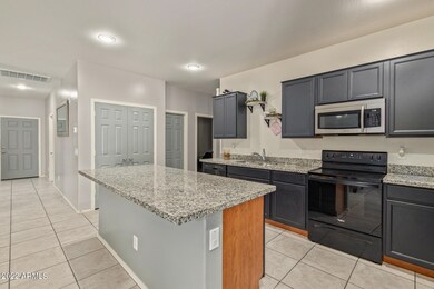 7334 W Toronto Way, Phoenix, AZ 85043 - photo 7