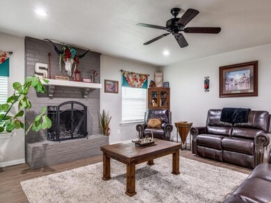 412 Buchanan Rd, Decatur, TX 76234 - photo 6