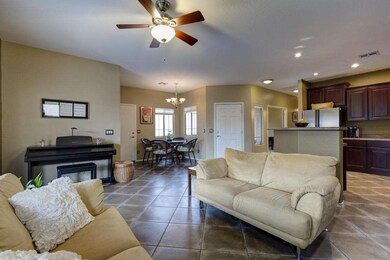 005_Family Room II