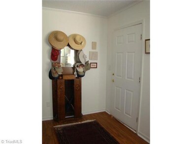 629 Inwood Rd, Asheboro, NC 27205 - photo 3