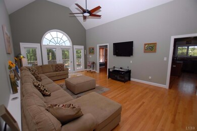 Spacious Great Room with palladium windows
