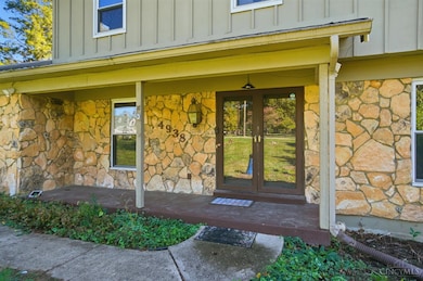 4938 Beechwood Rd, Cincinnati, OH 45244 - photo 2