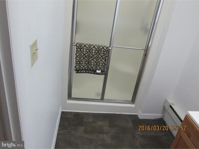 814 Thorn St, Reading, PA 19601 - photo 7