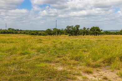 615 Latigo Ct, Weatherford, TX 76088 - photo 2