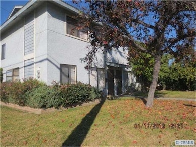 9077 Cedar St, Bellflower, CA 90706 - photo 2