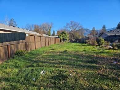 0 SE 8th St, Grants Pass, OR 97526 - photo 2