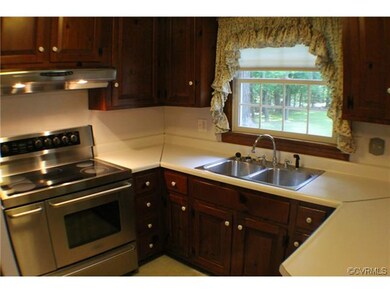 All electric cooking. Dual stainless sink. Dishwas
