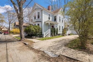5 Barton St, Newburyport, MA 01950 - photo 3