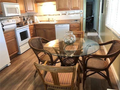 4903 2nd B St E, Bradenton, FL 34203 - photo 4