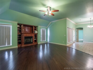 1211 Rosewood, McAlester, OK 74501 - photo 5