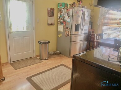 3552 Kershaw Ave, Toledo, OH 43613 - photo 4