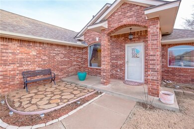 Entry/Front Porch