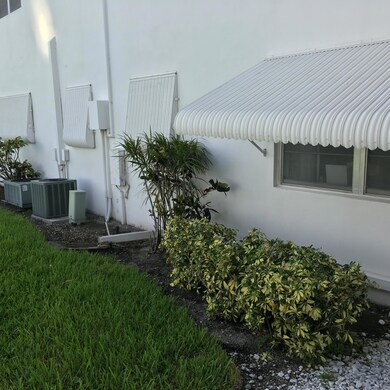 CORNER VIEW