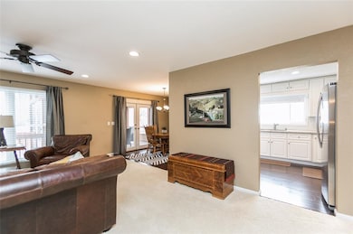 20 Clive Dr NW, Cedar Rapids, IA 52405 - photo 3