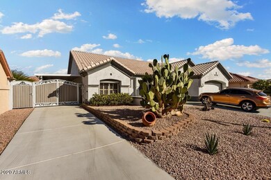 VR Front closed Parking gate