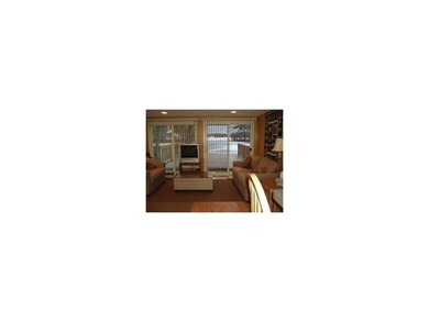 262 Plain St, Mansfield, MA 02048 - photo 4