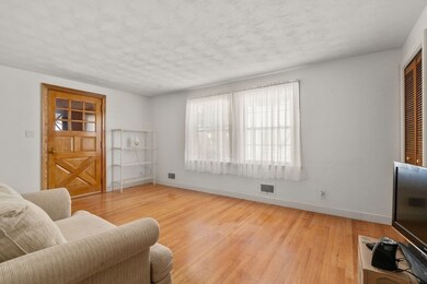 63 Summit St, Arlington, MA 02474 - photo 5