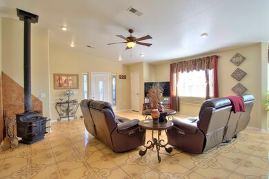 807 20th St NW, Rio Rancho, NM 87124 - photo 5