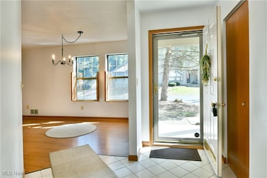 106 N Aspen Ct unit 4, Warren, OH 44484 - photo 4