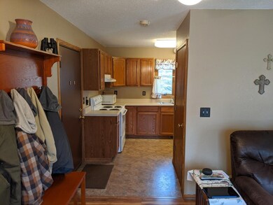 Living to Kitchen