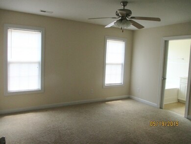 100 Emerald Ct, Holly Ridge, NC 28445 - photo 5