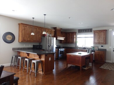 Open Concept Kitchen<|>Public<|>