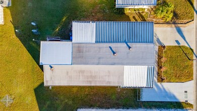 117 S Saint Thomas Cir, Apollo Beach, FL 33572 - photo 5