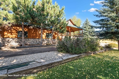 507 W Elkhorn Dr IMG_8466