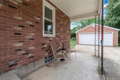 252 Drake Dr, North Tonawanda, NY 14120 - photo 3